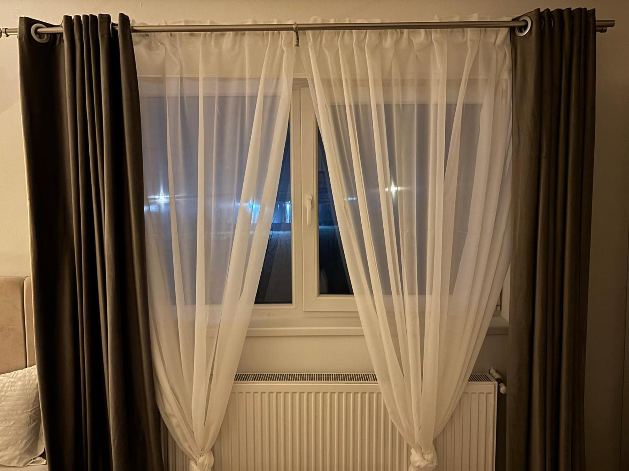 Dream - Large Apartament With Freeparking In A Quietarea Just 10 Minutes Away From City Center Bistriţa المظهر الخارجي الصورة