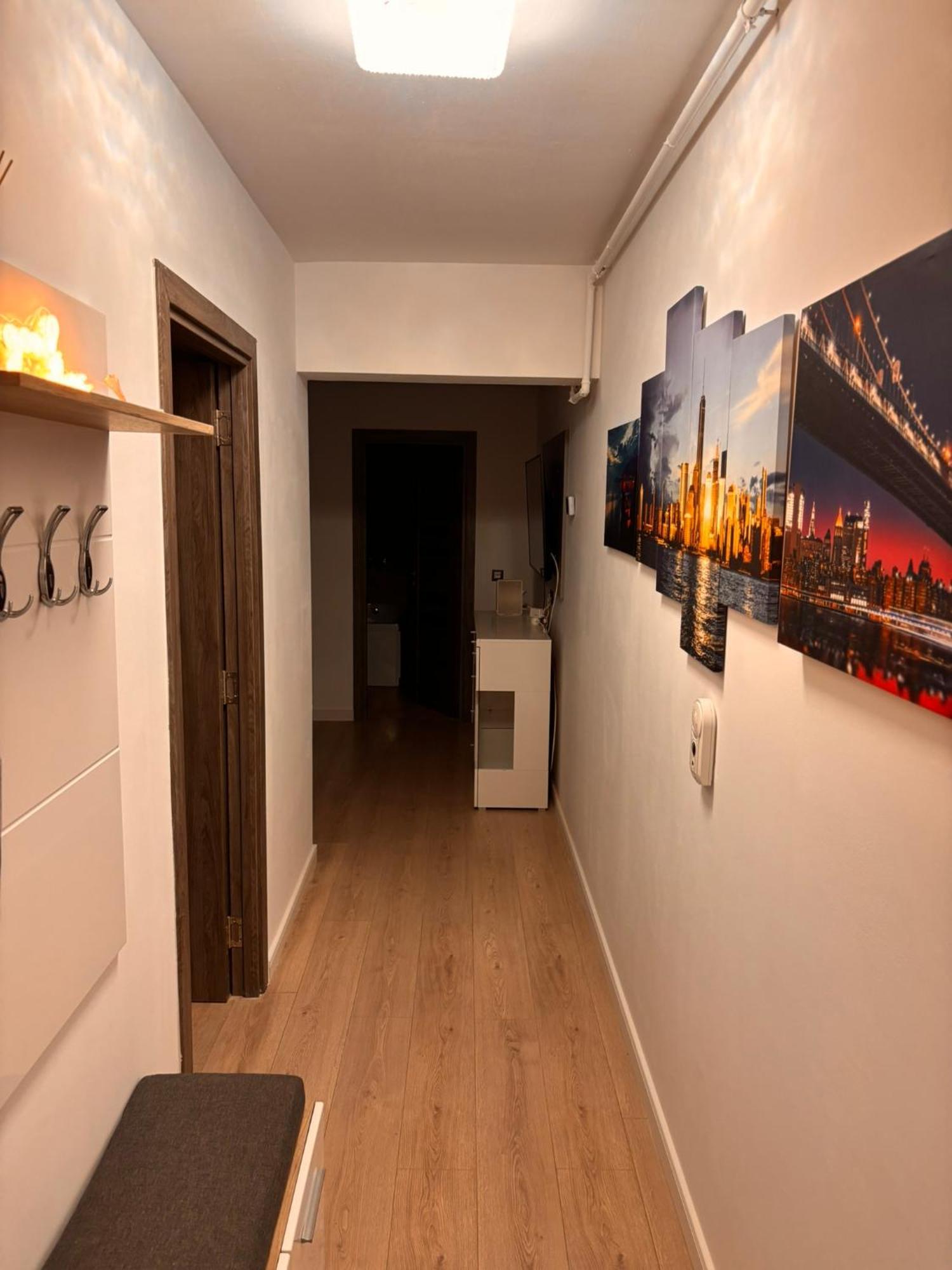 Dream - Large Apartament With Freeparking In A Quietarea Just 10 Minutes Away From City Center Bistriţa المظهر الخارجي الصورة
