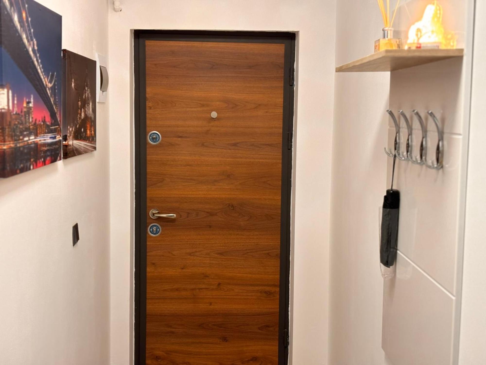 Dream - Large Apartament With Freeparking In A Quietarea Just 10 Minutes Away From City Center Bistriţa المظهر الخارجي الصورة