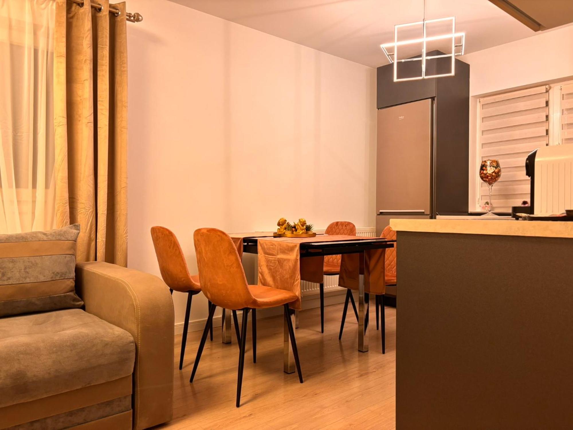 Dream - Large Apartament With Freeparking In A Quietarea Just 10 Minutes Away From City Center Bistriţa المظهر الخارجي الصورة