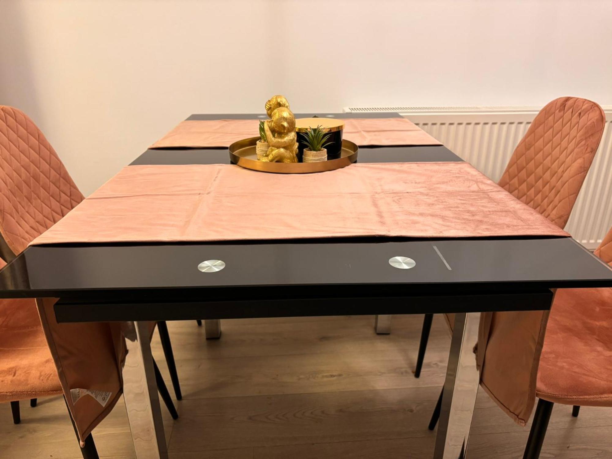 Dream - Large Apartament With Freeparking In A Quietarea Just 10 Minutes Away From City Center Bistriţa المظهر الخارجي الصورة