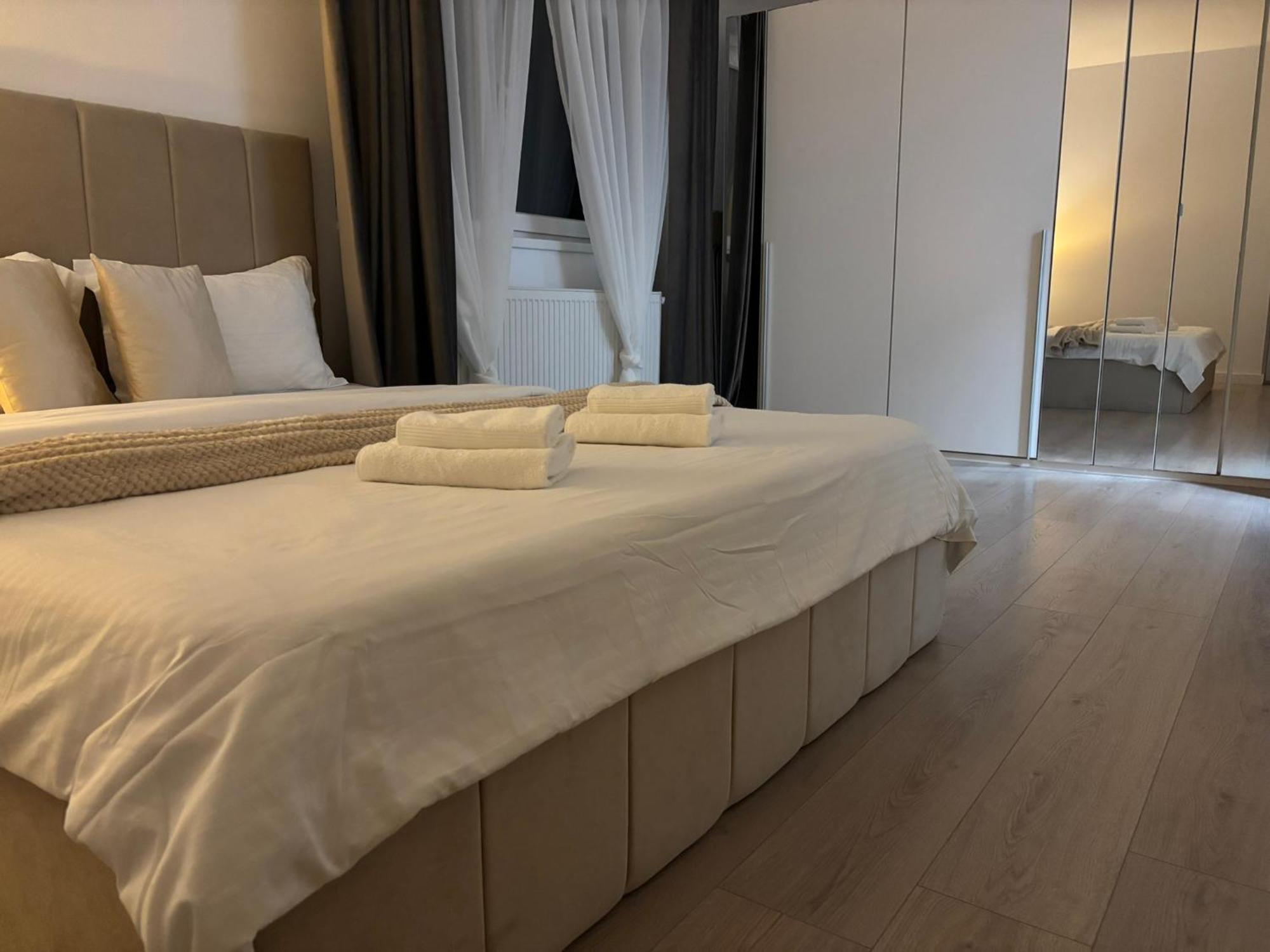 Dream - Large Apartament With Freeparking In A Quietarea Just 10 Minutes Away From City Center Bistriţa المظهر الخارجي الصورة